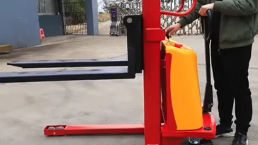 Штабелер ручний з електропідйомом KR1530. Купити штабелер в Україні з доставкою